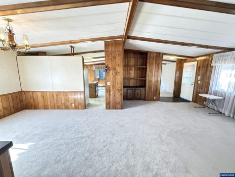 4318 Essex Street SE Salem OR 97317