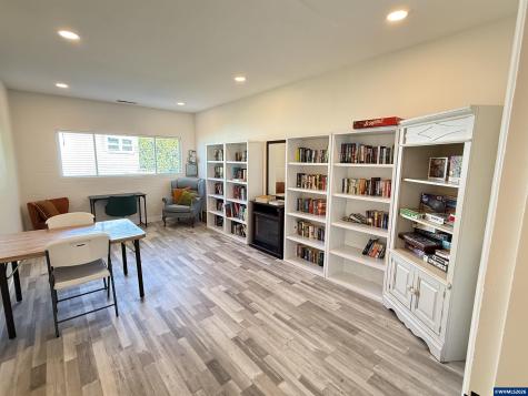 4318 Essex Street SE Salem OR 97317