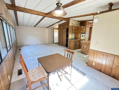 4318 Essex Street SE Salem OR 97317