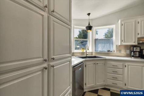 1401 W Ellendale #108 Avenue Dallas OR 97338