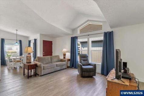 1401 W Ellendale #108 Avenue Dallas OR 97338