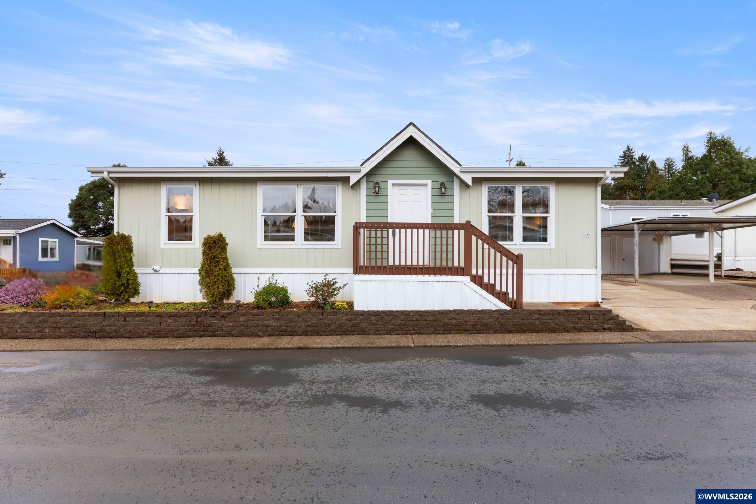4995 Sunnyside #w34 Road SE Salem OR 97302-3561