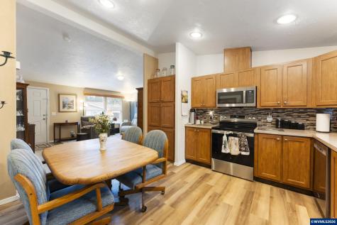 4995 Sunnyside #w34 Road SE Salem OR 97302-3561