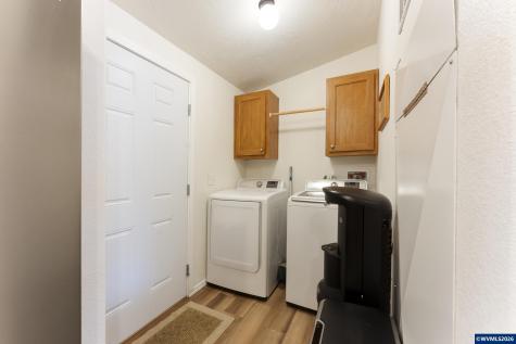4995 Sunnyside #w34 Road SE Salem OR 97302-3561