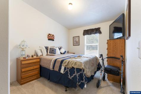 4995 Sunnyside #w34 Road SE Salem OR 97302-3561