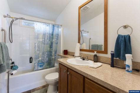 4995 Sunnyside #w34 Road SE Salem OR 97302-3561