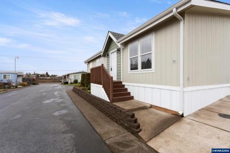4995 Sunnyside #w34 Road SE Salem OR 97302-3561
