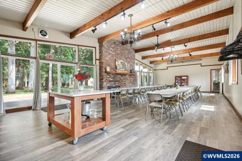 4995 Sunnyside #w34 Road SE Salem OR 97302-3561