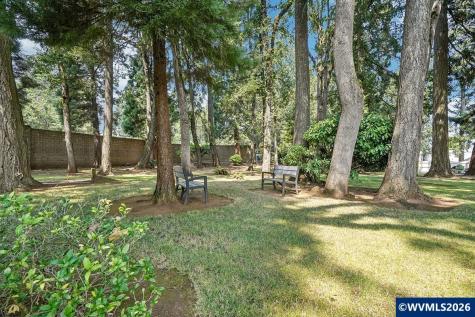 4995 Sunnyside #w34 Road SE Salem OR 97302-3561