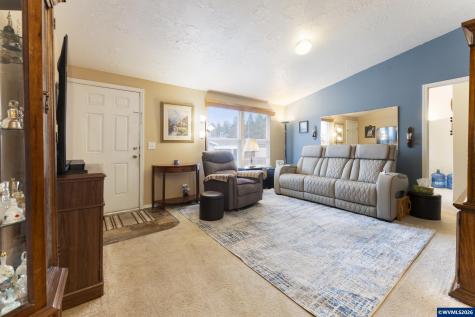 4995 Sunnyside #w34 Road SE Salem OR 97302-3561