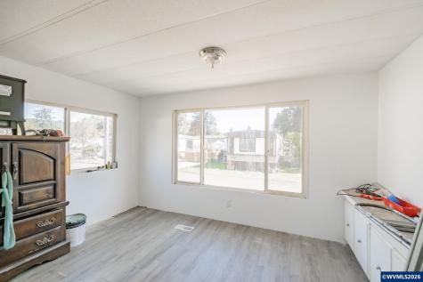 1530 Tamarack (#79) Street Sweet Home OR 97386