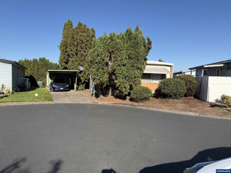4447 Essex Street SE Salem OR 97317