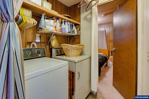 2420 NE Hembree Street Mcminnville OR 97128-2264