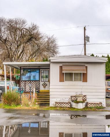 2420 NE Hembree Street Mcminnville OR 97128-2264