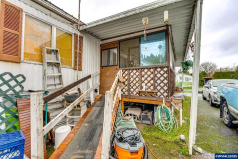2420 NE Hembree Street Mcminnville OR 97128-2264