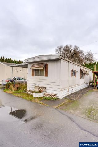 2420 NE Hembree Street Mcminnville OR 97128-2264
