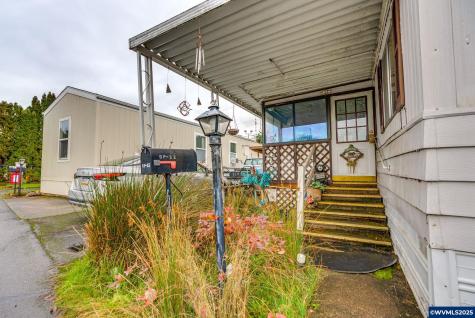 2420 NE Hembree Street Mcminnville OR 97128-2264