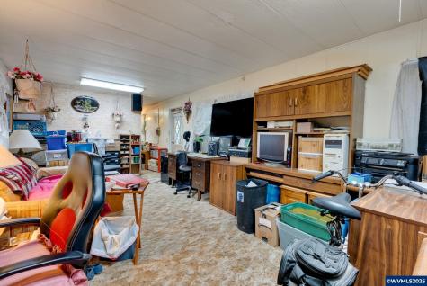 2420 NE Hembree Street Mcminnville OR 97128-2264