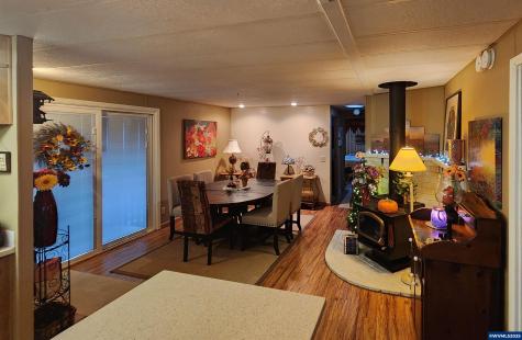 5422 Portland Road NE Salem OR 97305