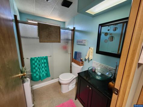 5422 Portland Road NE Salem OR 97305
