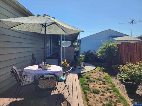 5422 Portland Road NE Salem OR 97305