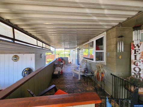 5422 Portland Road NE Salem OR 97305