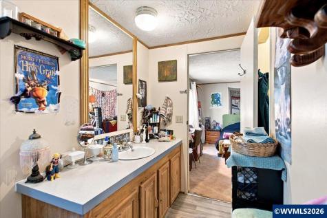 31919 N Lake Creek #41 Drive Tangent OR 97389