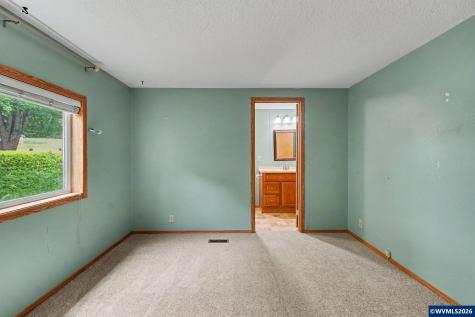 1401 W Ellendale Avenue Dallas OR 97338