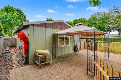 1401 W Ellendale Avenue Dallas OR 97338