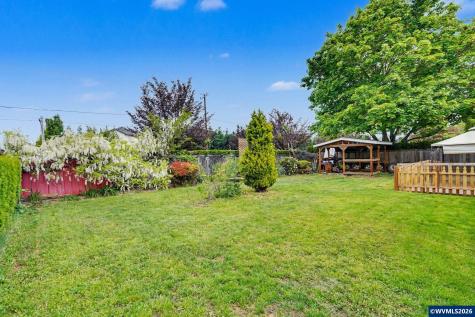 1401 W Ellendale Avenue Dallas OR 97338