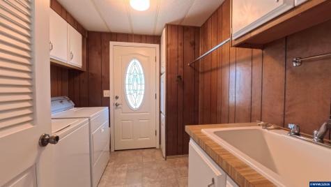 1055 Lockhaven (#83) Drive N Keizer OR 97303
