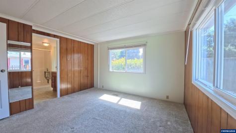 1055 Lockhaven (#83) Drive N Keizer OR 97303