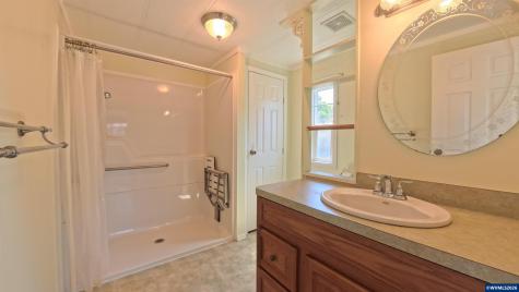1055 Lockhaven (#83) Drive N Keizer OR 97303