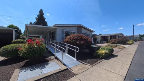 1055 Lockhaven (#83) Drive N Keizer OR 97303