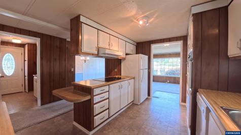 1055 Lockhaven (#83) Drive N Keizer OR 97303