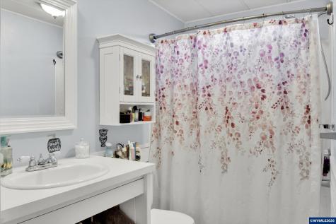 31919 N Lake Creek #49 Drive Tangent OR 97389