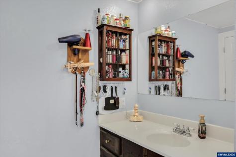 31919 N Lake Creek #49 Drive Tangent OR 97389