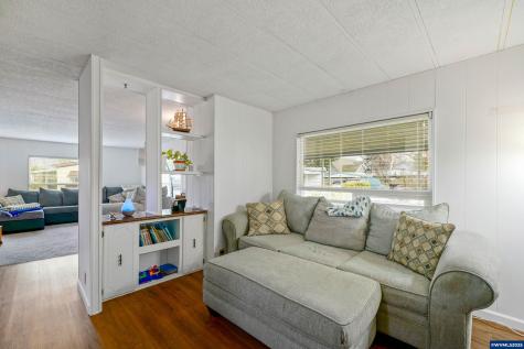 2232 42nd (785) Avenue SE Salem OR 97317