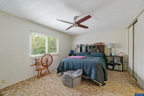 2232 42nd (785) Avenue SE Salem OR 97317