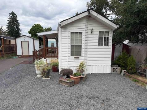 1530 Tamarack Street Sweet Home OR 97386