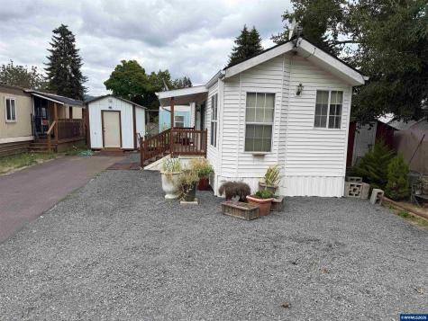 1530 Tamarack Street Sweet Home OR 97386