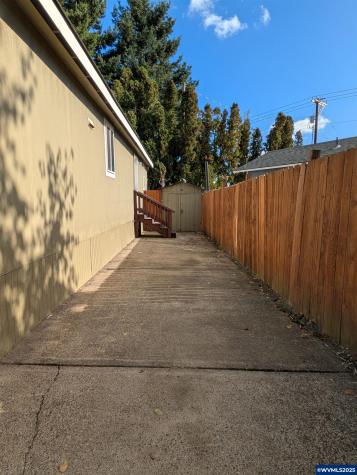 9700 SW Tualatin #5 Road Tualatin OR 97062