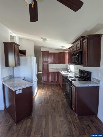 9700 SW Tualatin #5 Road Tualatin OR 97062