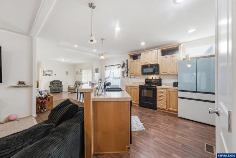 104 Essex Drive SE Aumsville OR 97325