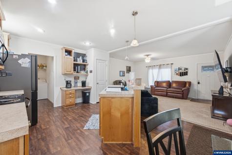 104 Essex Drive SE Aumsville OR 97325
