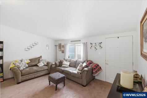 904 York #90 Street Aumsville OR 97325