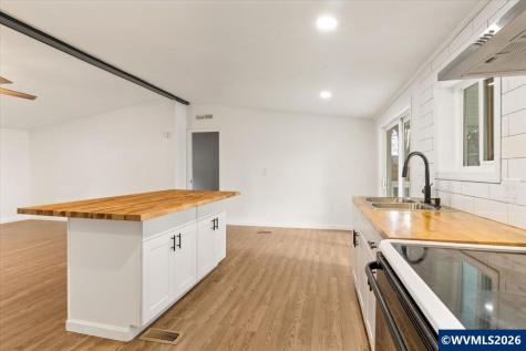5050 Columbus #70 Street SE Albany OR 97322