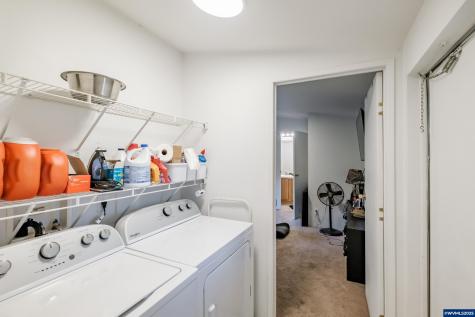 5050 Columbus #20 Street SE Albany OR 97322