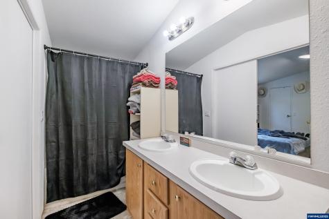 5050 Columbus #20 Street SE Albany OR 97322
