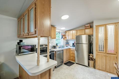5050 Columbus #20 Street SE Albany OR 97322